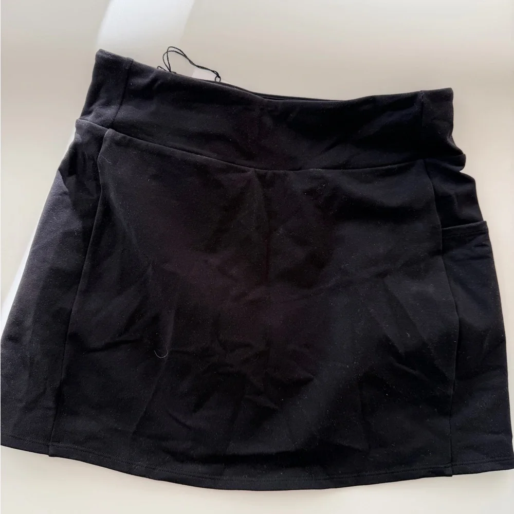 NWT Alo Yoga High Waist Good Form Black Mini Skirt with Pocket